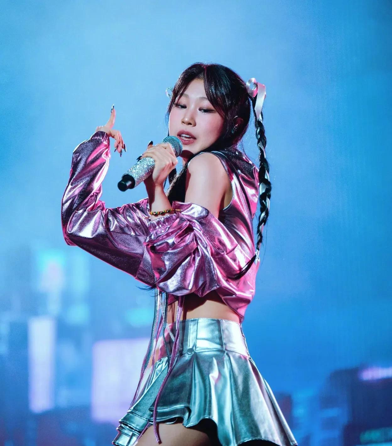#小沈阳女儿韩国出道#据韩媒，小沈阳 女儿沈佳润（NINA）将以K-pop so