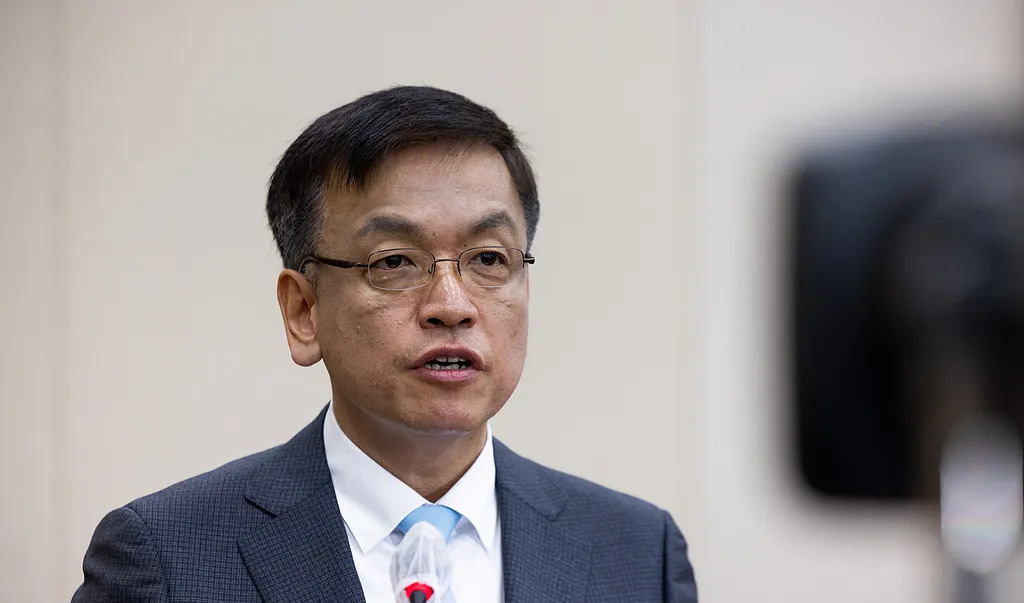崔相穆听证会状况











韩国司法委员会召开听证会，场面火爆堪比好