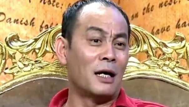 当年，张光北拿出全部积蓄120万在北京买一套200多平的房子。从此以后，每次去剧