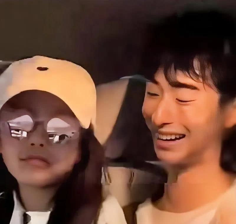 庾澄庆与伊能静儿子恩利和秦昊与伊能静的女儿小米粒感情非常好，两个人经常在一起愉快