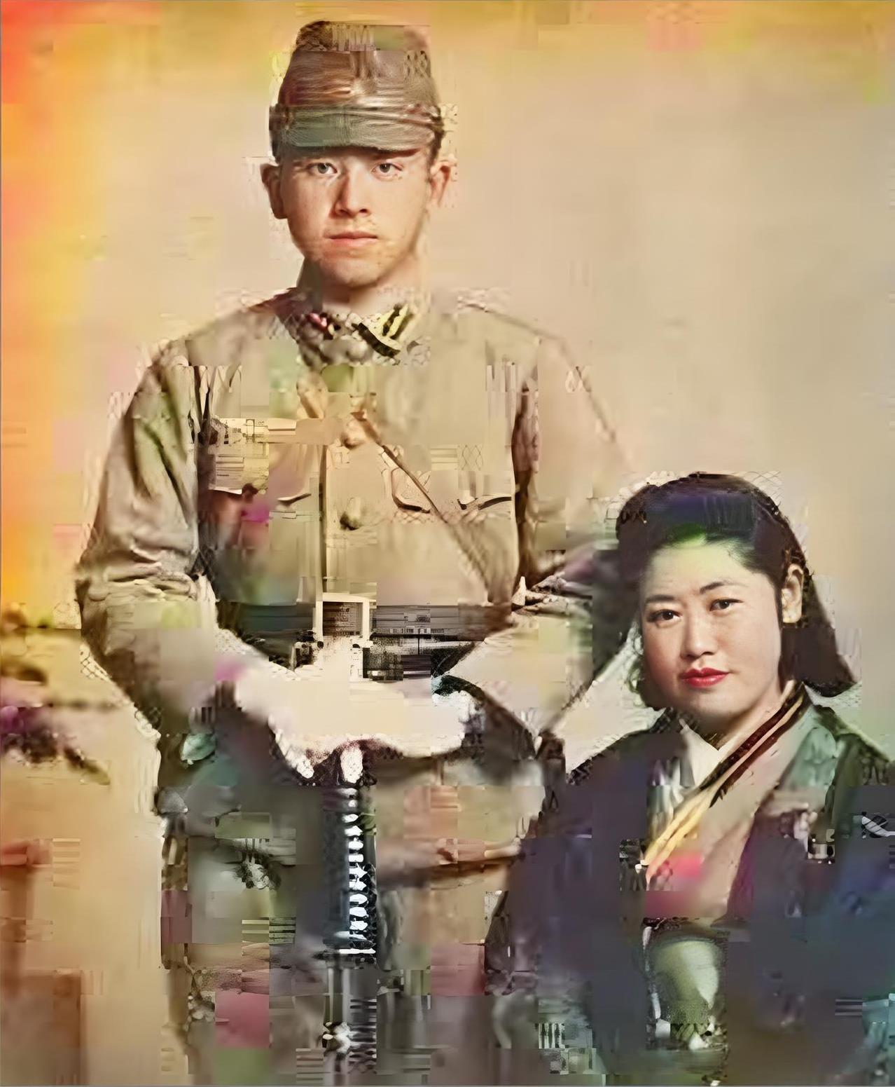 带上未婚妻赴死的日军
1945年，日军在盟军的打击下已是穷途末路，节节败退，注定