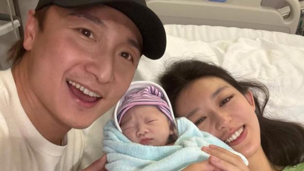 方力申官宣女儿出生，晒女儿正面照感叹太神奇，表态要争取生四个