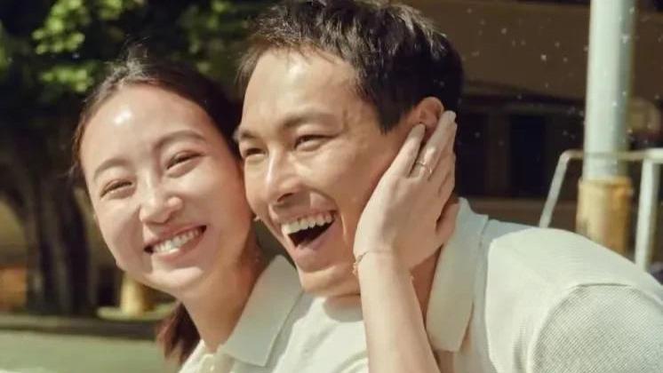 杨祐宁妻子三年生三胎！老二才一岁，这速度是拼娃还是拼事业？