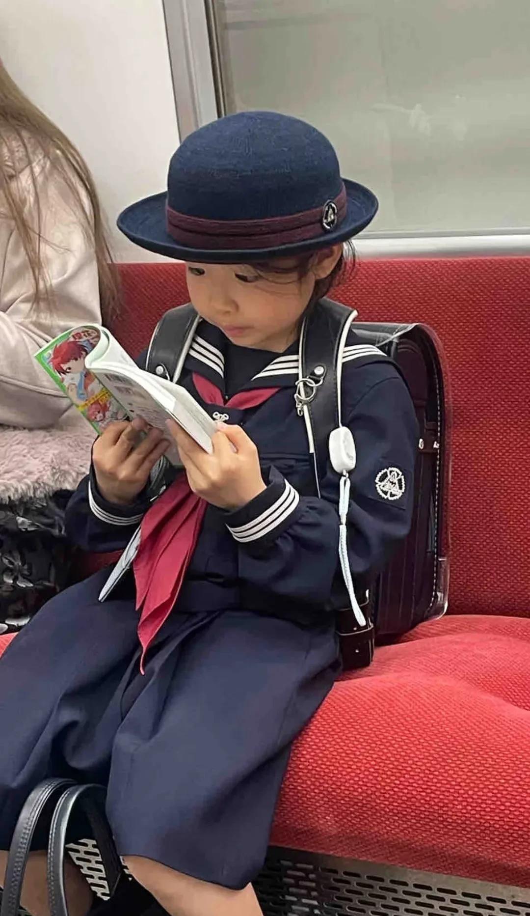 日本小学生的校服其实挺好看的！