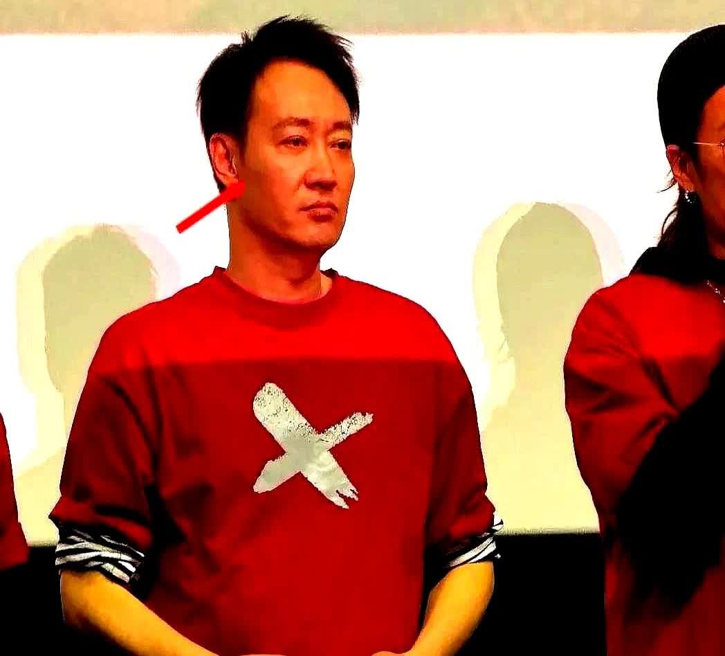 原来朱媛媛老师的离开早有预兆！
突然想到之前见过演员赶通告，凌晨三点收工六点又