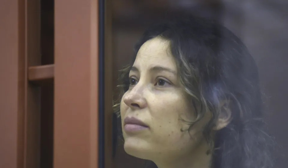 美籍芭蕾舞演员换囚回国











美国人竟然因为捐了51美元就被抓了