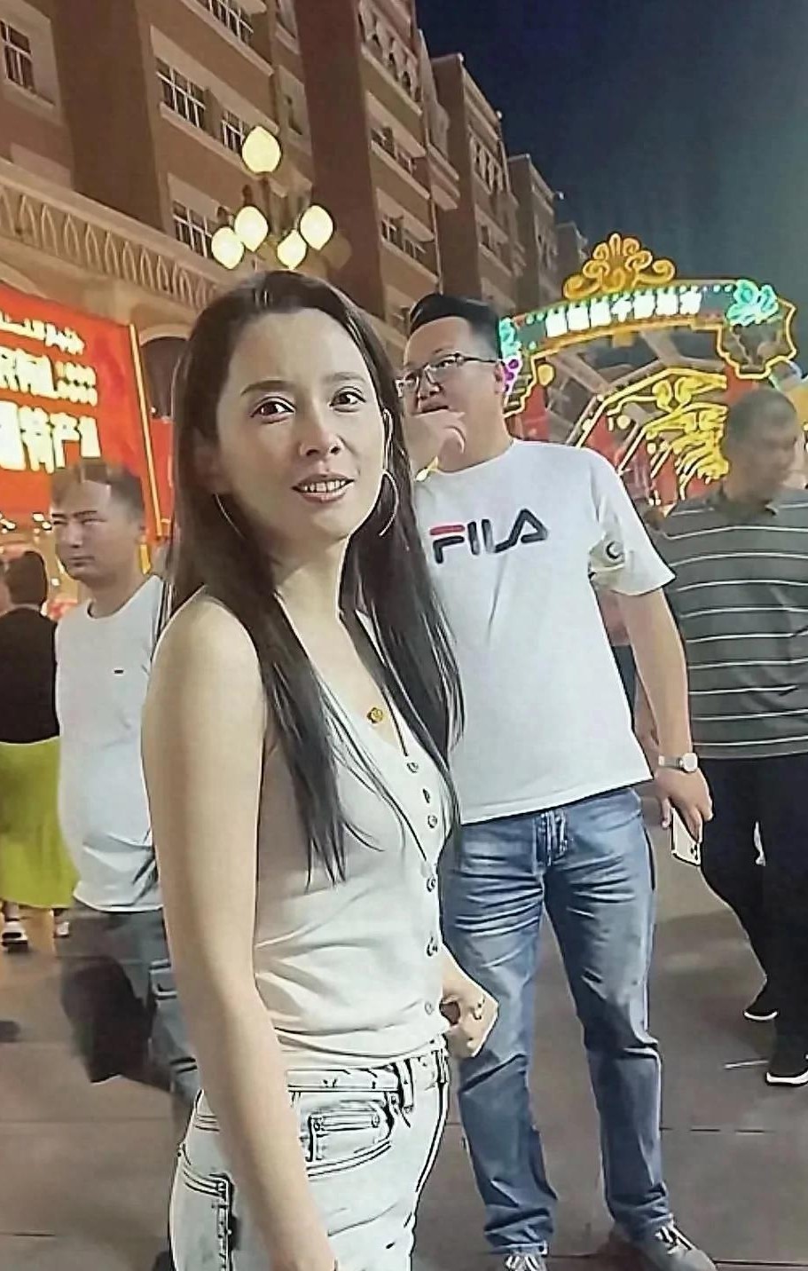 森林北没了滤镜和美容后，感觉和我们普通人一样，大街一抓一大把