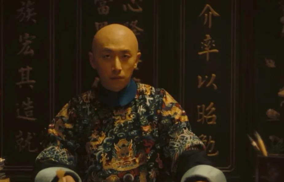 载沣最无脑的操作应该就是搞皇族内阁…
他这么一搞，不但汉人不满意了，连爱新觉罗以