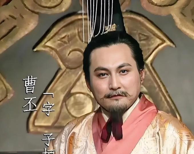 曹操父子无疑是东汉末年乱世的收摊人。