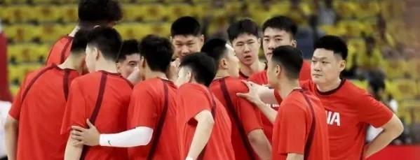 热身赛连胜=提前开香槟？
泡沫再亮也挡不住亚洲杯真刀真枪！
女篮刚翻车：热身一路