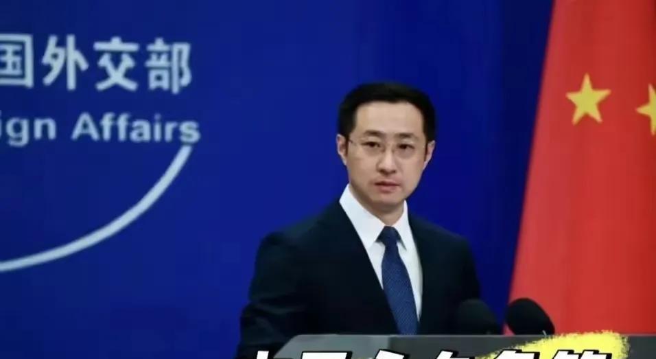 刚刚中国和马来西亚居然正式按下免签“永久键”啦！
从今往后，两国小伙伴拿着护 照