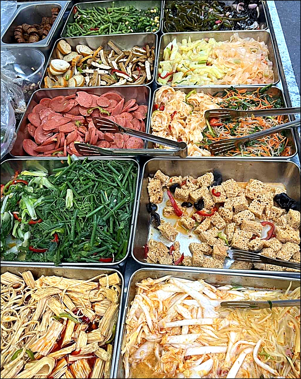 我老婶弄的凉菜摊，如何才能增加收入呢？