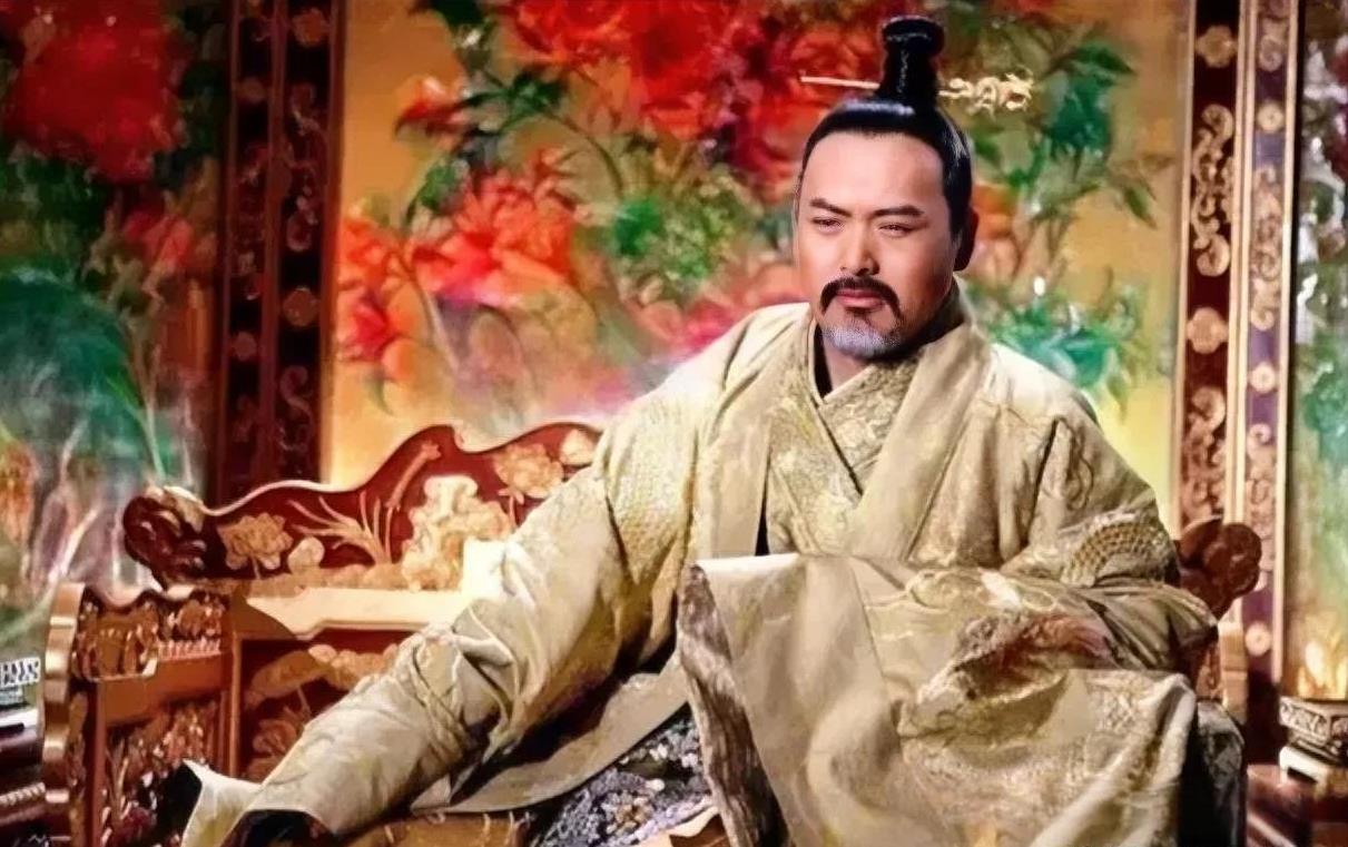 635年，李渊奄奄一息，把5岁小儿子李元婴托付给李世民。
病榻前的烛火晃得人眼晕