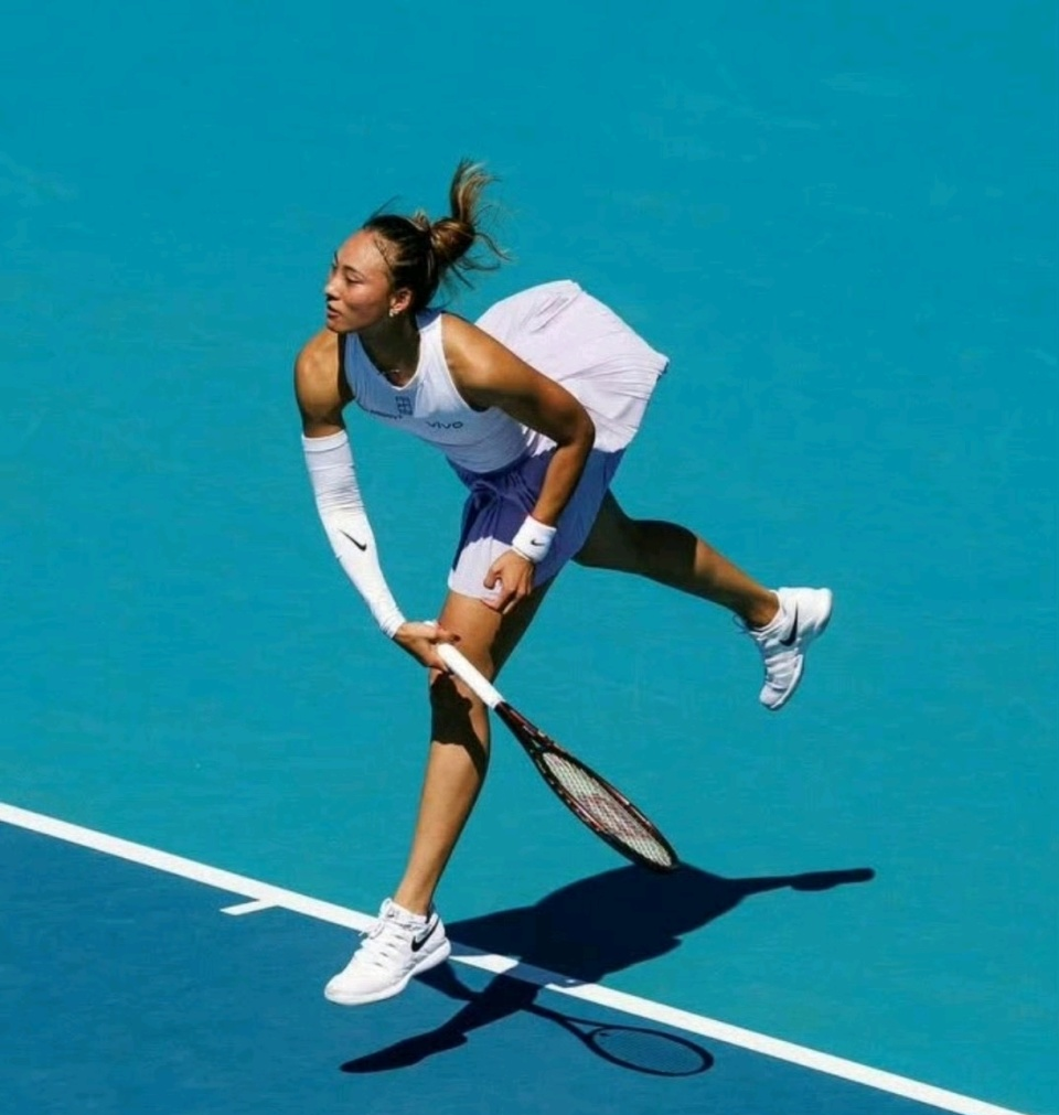 北京时间3月25日，WTA1000迈阿密站女单1/8决赛中，郑钦文以2-0战胜克