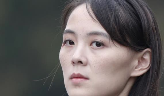 朝鲜，反击。
朝鲜领导人金正恩的胞妹金与正周一对韩国李在明政府予以了正式回击，