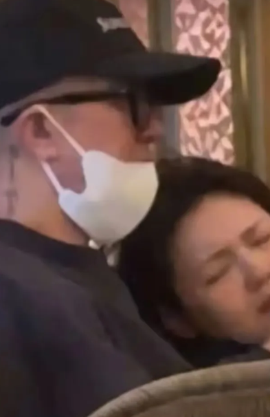 大S从离世到下葬，整整40多天，这期间她家人的表现，真是让人大跌眼镜。没了大S，