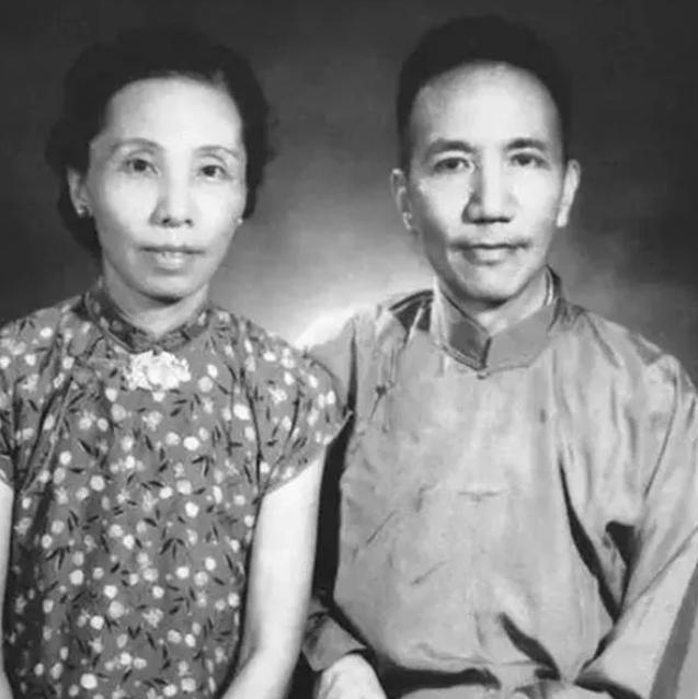 1969年，80岁的陈寅恪去世，可是妻子唐筼看上去并不悲伤。72岁的她平静地给丈