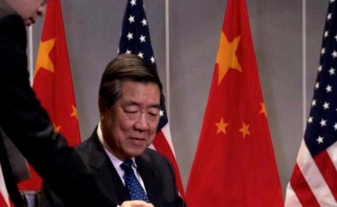 一觉醒来，有说人中美贸易天塌了，我们是不是签了不平等条约？
现在看事情可不能只看