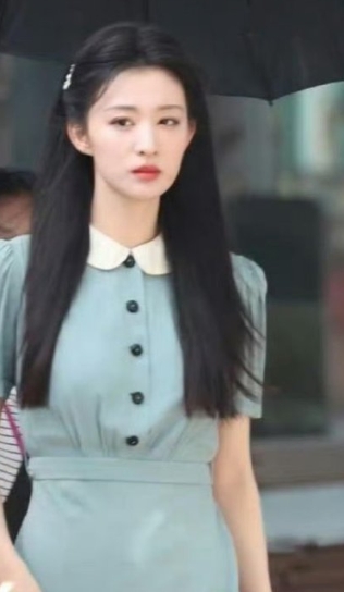 王楚然真就是民国版的律政俏佳人吧！真的是气场满满呀。