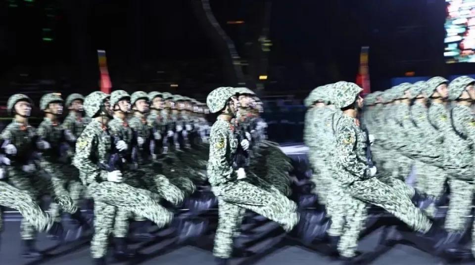 一旦爆发大战，越南还能战胜超级大国吗？张召忠四字点醒国人。如果再爆发一次"对越自
