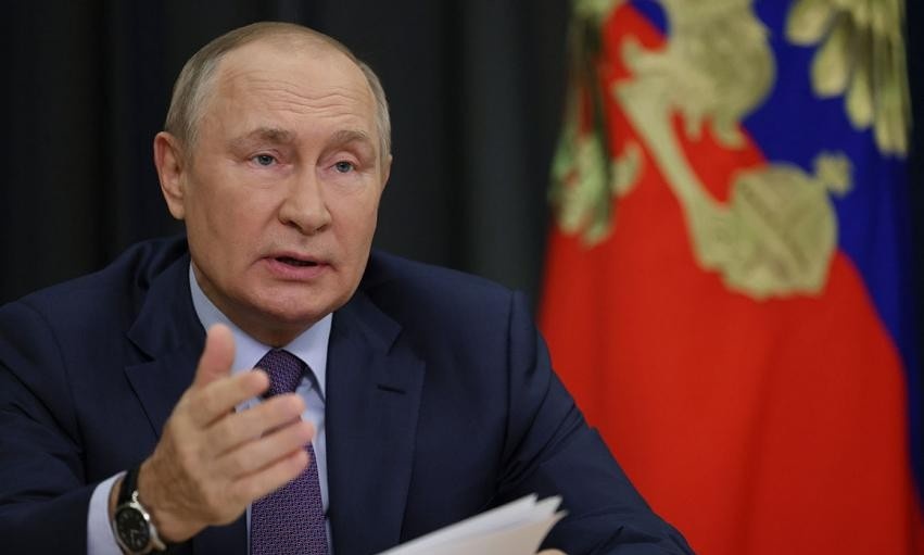 俄罗斯国内的反对派认为，由于俄乌冲突的爆发，俄罗斯将会面临“二次解体”的危机。