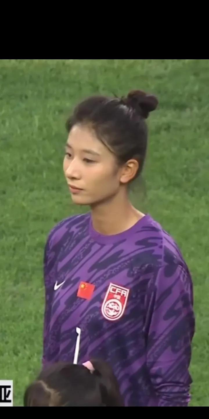 亚洲杯揭幕战大胜            U20女足昨晚开门红
在昨晚（8月6日）