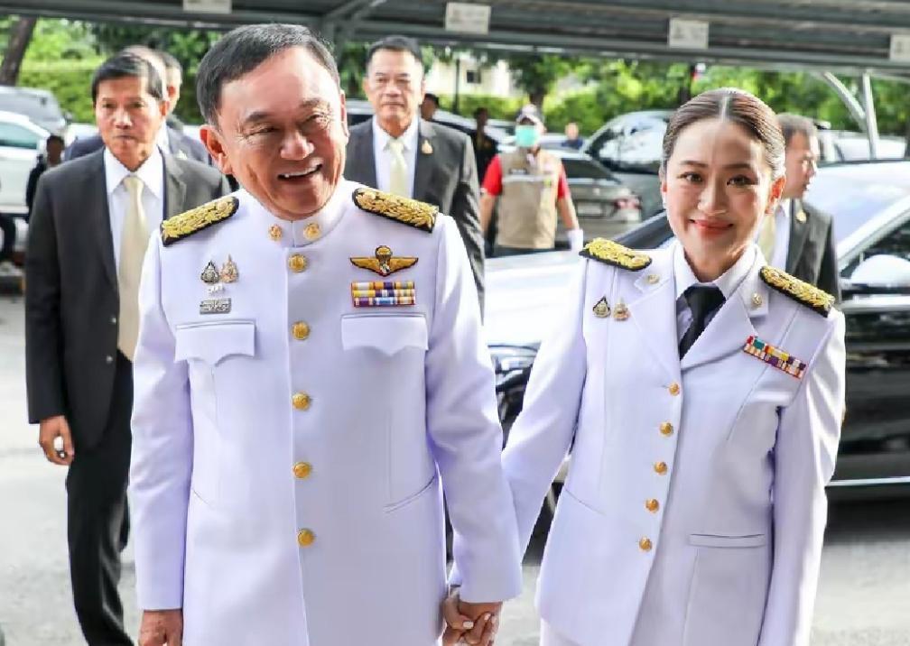 佩通坦返岗有希望？目前危机尚未结束，前总理巴育民调最高达29.36％。
如果重新
