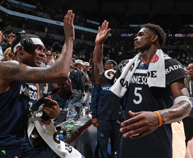 森林狼拿下第三战，本场打完双方实力高下是否已经明朗？

今日NBA季后赛G3，森