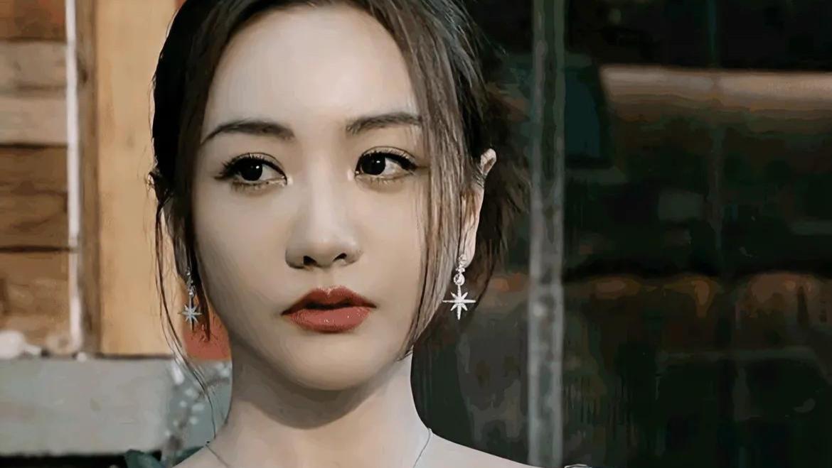 内娱12位“人间富贵花”：杨幂的逆袭，柳岩的蜕变，她45美到窒息！