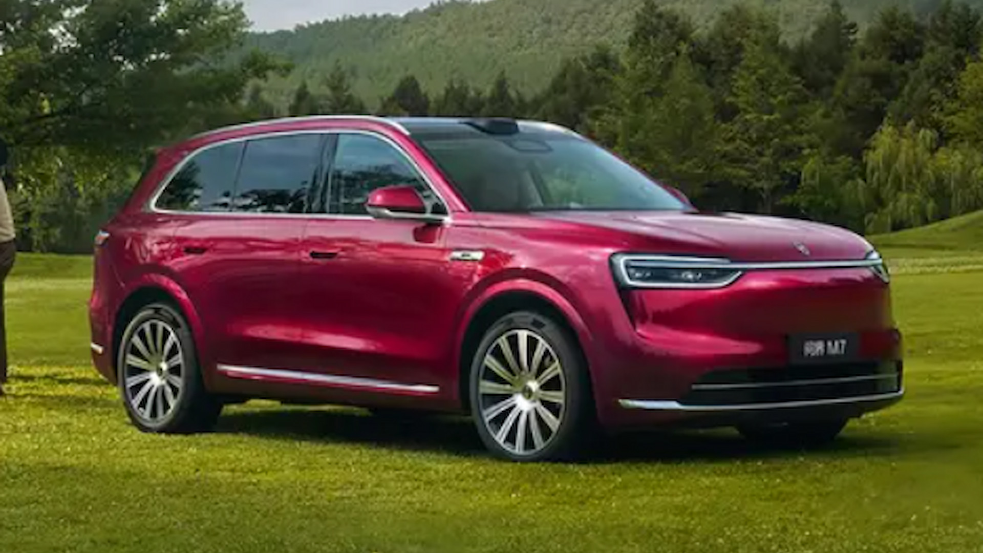 29.98万起！问界M7换装双叉臂+双腔空悬，纯电续航327公里