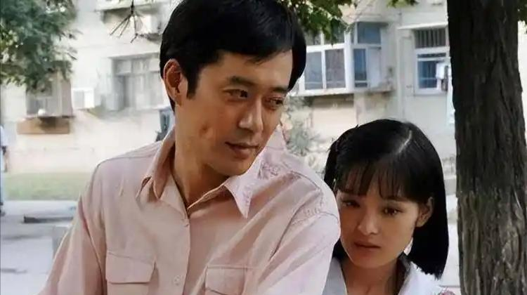 未婚生女不算啥，53岁刘钧的现状，彻底颠覆了大众对他的固有认知