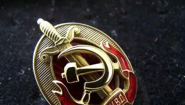 苏联外交官绑架案











震惊！4名苏联外交官在黎巴嫩被绑架，苏联