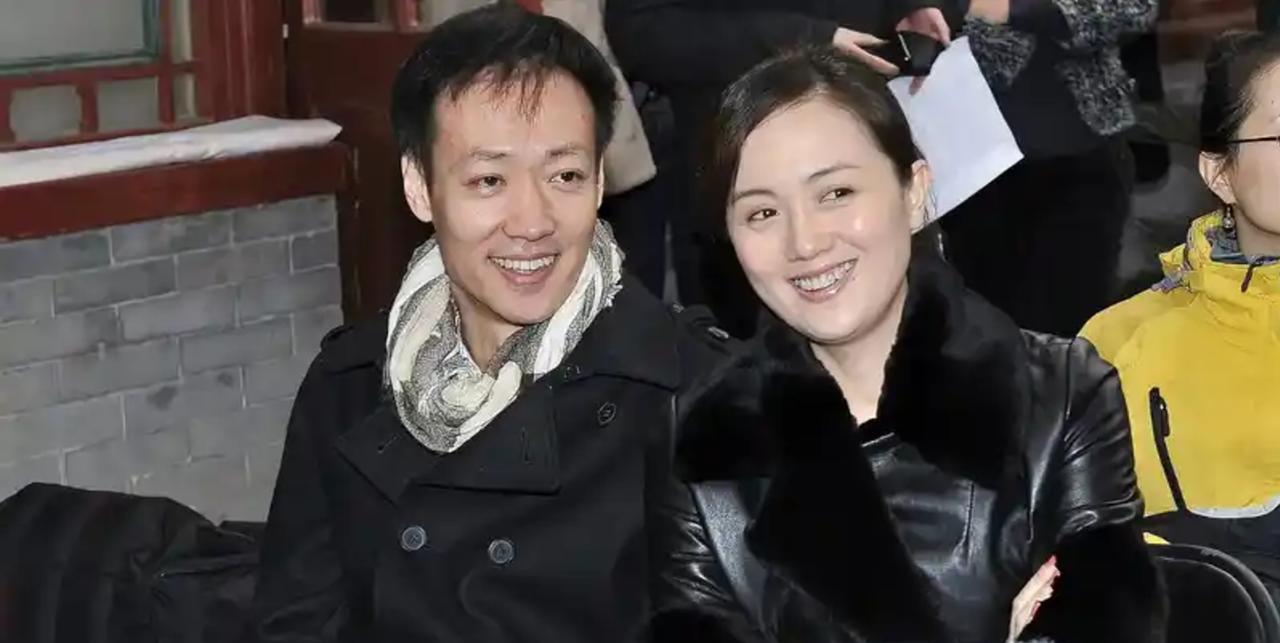辛柏青爱朱媛媛已经爱到了骨子里
有网友发现辛柏青讣告时间有深意，时间刚好卡在10