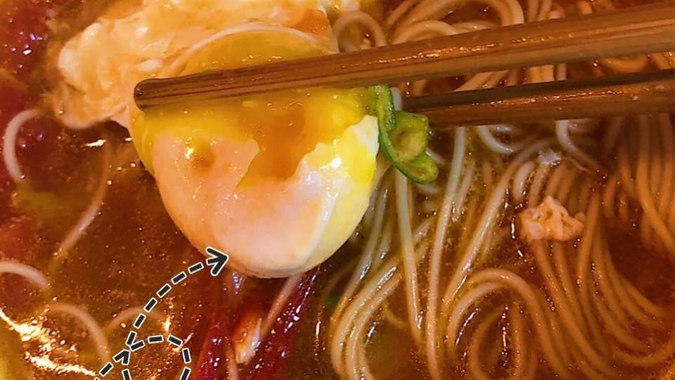 （能吃三大碗的西红柿鸡蛋汤面）妈妈的味道