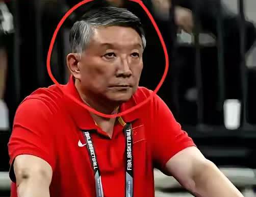 立即∴立刻∴马上∴不称职自以为是随便开除有能力球员，了不起自己的智慧阶级固化剂的