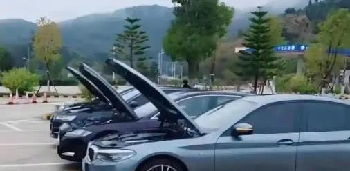 夏天车子跑了3小时高速，要停下来散热吗
 
夏天车子跑了3小时高速，其实没必