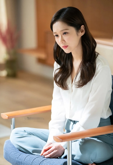 张娜拉，163cm，刁蛮公主。