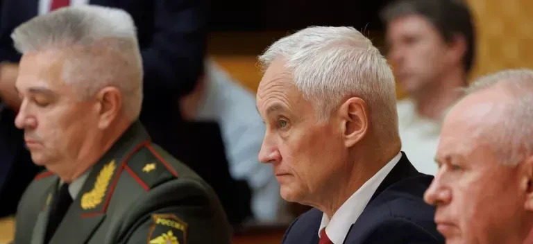 中东乱套了，世界要小心了！











中东那地方，就像一个火药桶，一