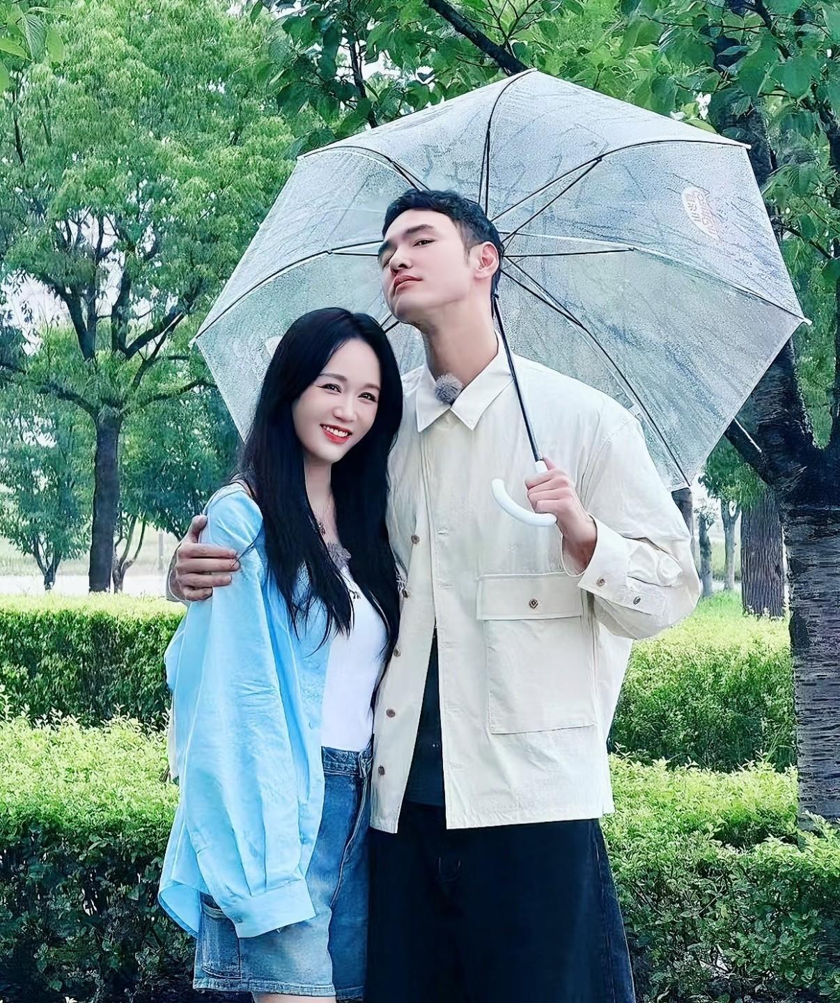 天哪，15年后古早CP复活，阮经天陈乔恩综艺合体，陈乔恩美到发光！！今天偶遇到《