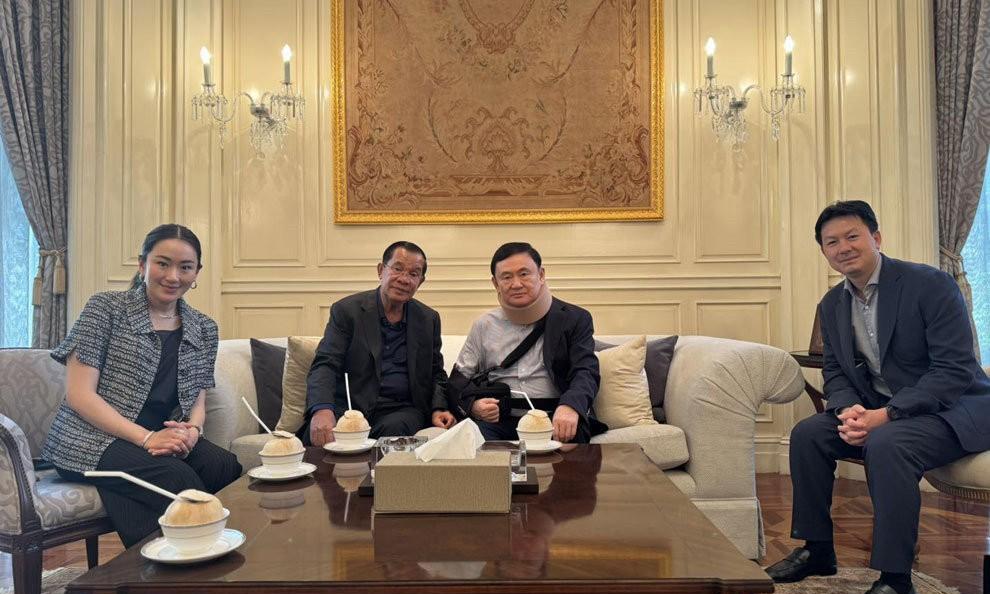 特朗普的说法又被推翻，泰国大规模进攻柬埔寨
此前特朗普宣布他成功调停了柬埔寨和泰