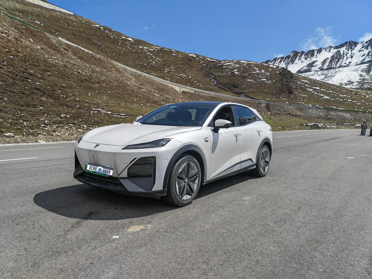 记录深蓝S7第一次翻越雪山