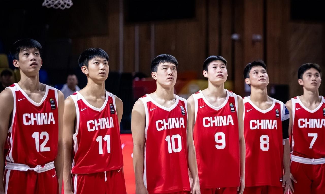 王建军与郭士强的差距，就是这支U16男篮与他们的老大哥的差距。
明明知道澳大利亚