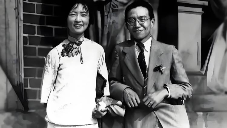 1923年梁思成出车祸，女友林徽因贴身照料，准婆婆大骂：不知廉耻