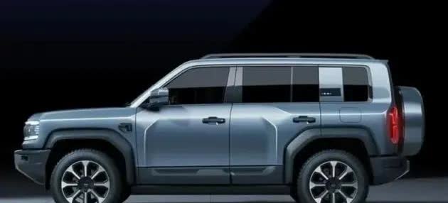 BYD的方程豹钛7已经下线了。这车看着还可以啊。属于中大型suv，满油满电综合续