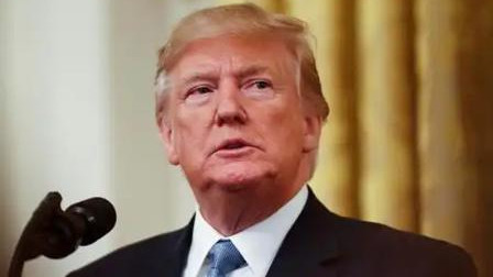 关税大战，美国顶不住压力，豁免中国部分关税，德媒一句话亮了