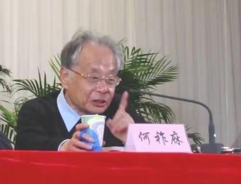 #何祚庥院士对对联玩出新花样？#何院士才高八斗！他抛出“大丈夫顶天立地” →“小