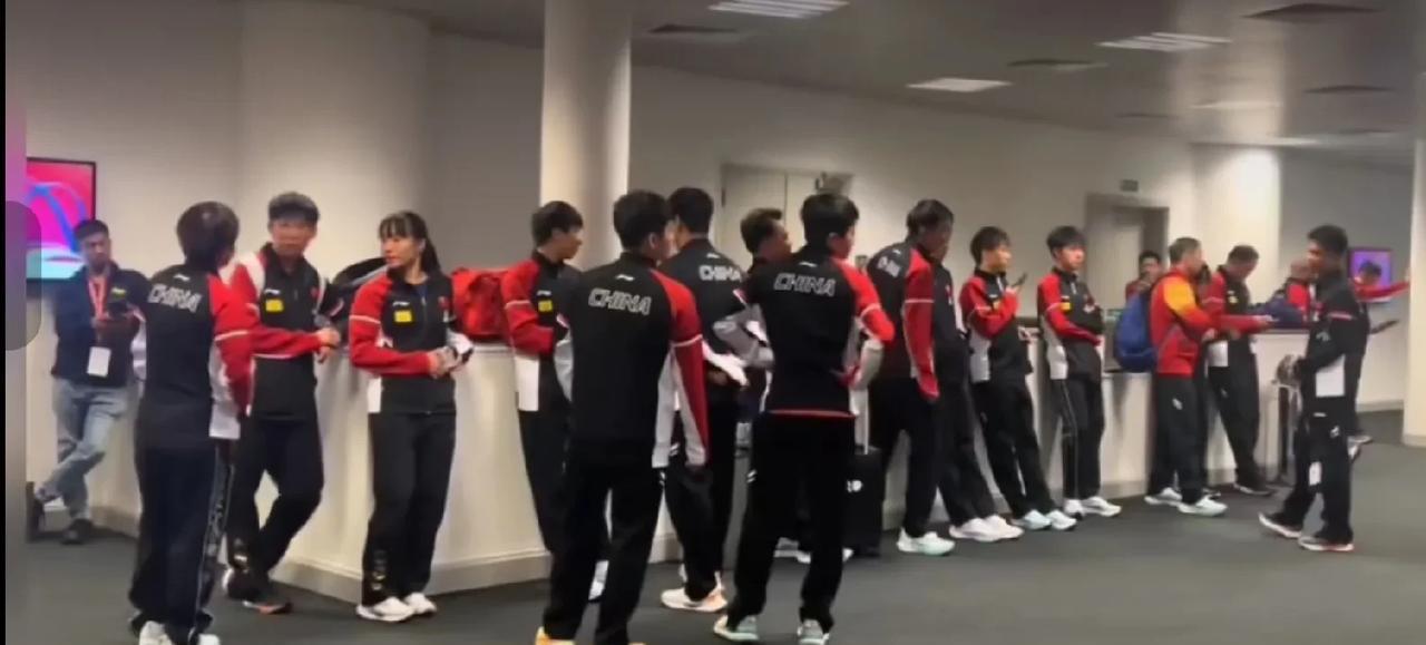 王楚钦和林诗栋为啥北京大满贯配双打？因为我们国乒队已经有半年是男双冠军荒了。
自