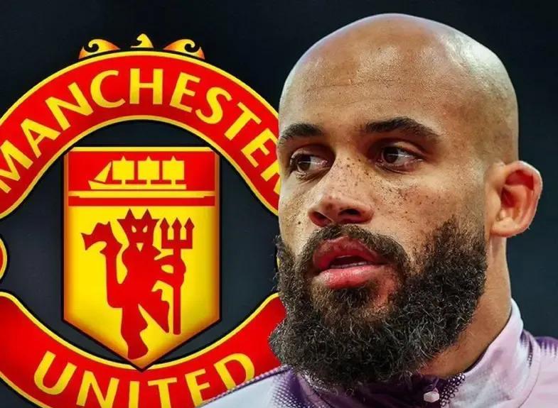 持续高买低卖，曼联重建举步维艰
        姆贝乌莫终于来了，仅凭一个赛季进