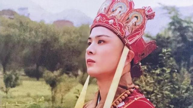 最帅唐僧徐少华，巅峰时期娶妻，婚姻42年，恩爱如初