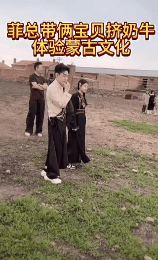 汪小菲这一刻应该是想两小孩自信阳光健康成长！
后面渐渐的就会看到两娃近脸了，小S